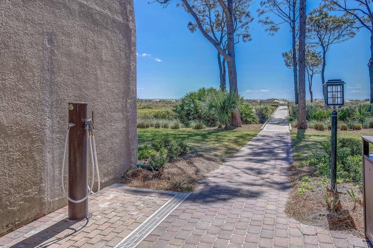 Ocean Villas Deluxe - Oceanfront Villa - Steps To Beach - Great Location - Heated Pool April Hilton Head Island Exterior foto