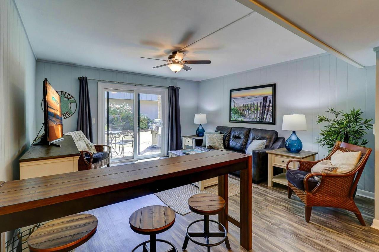 Ocean Villas Deluxe - Oceanfront Villa - Steps To Beach - Great Location - Heated Pool April Hilton Head Island Exterior foto